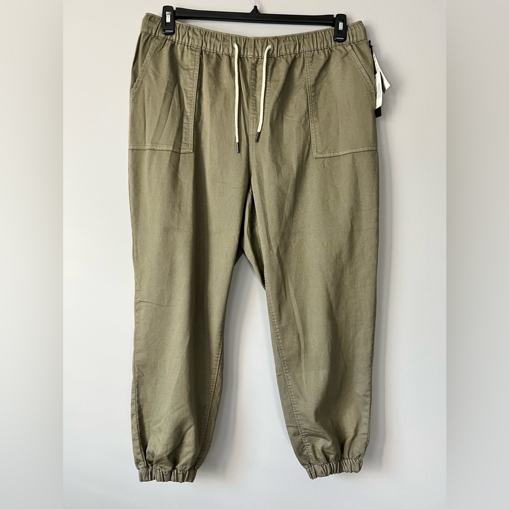 Black Tape Women’s Green Trendy Plus Size High-Waisted Denim Joggers Size 2X